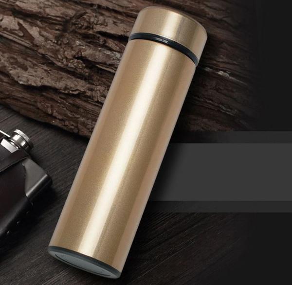 Insulated Thermos Bottle with Temperature Display