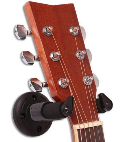 Self-locking guitar hooks