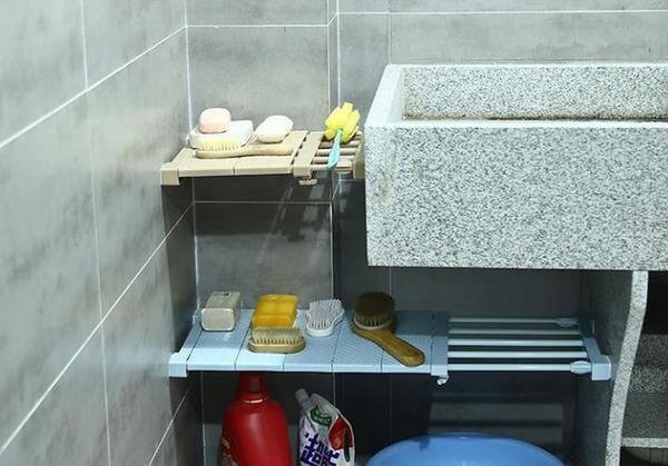 Adjustable storage shelf