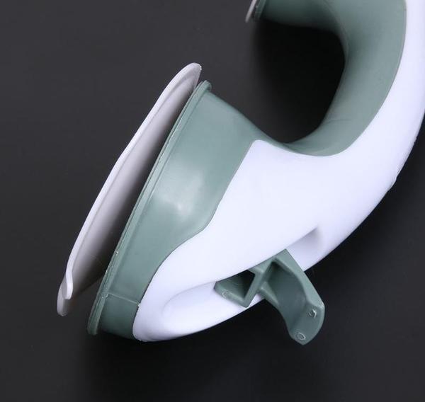 Non-Slip Safety Ramp for Bathrooms