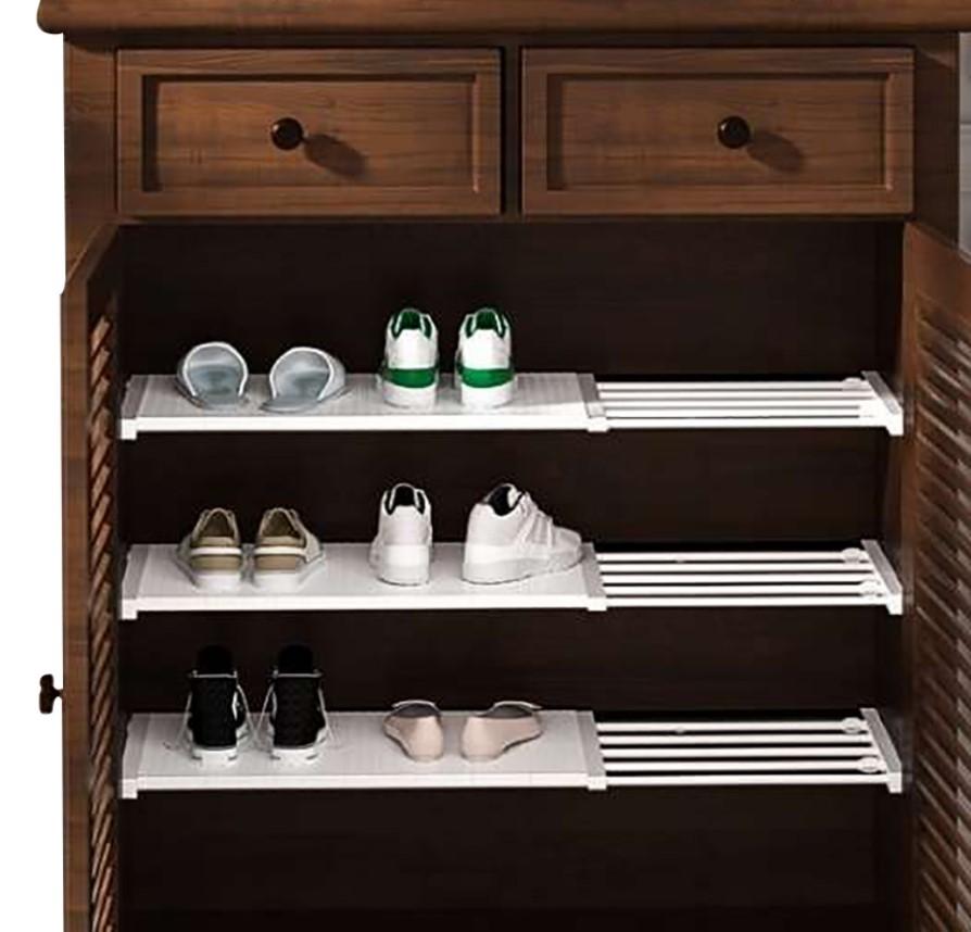 Adjustable shelf support for closets