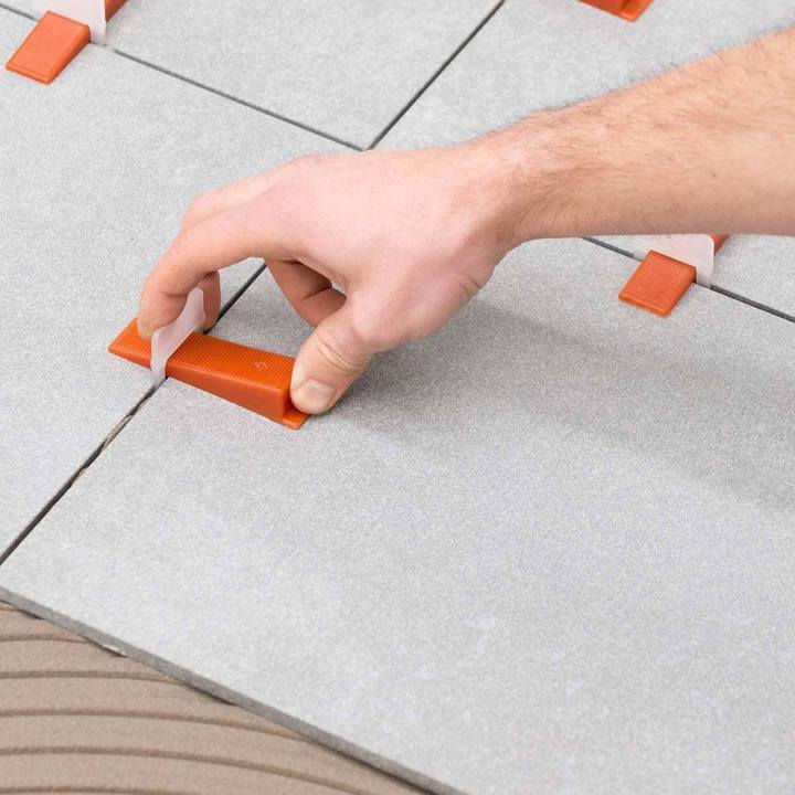 Tile Leveling System