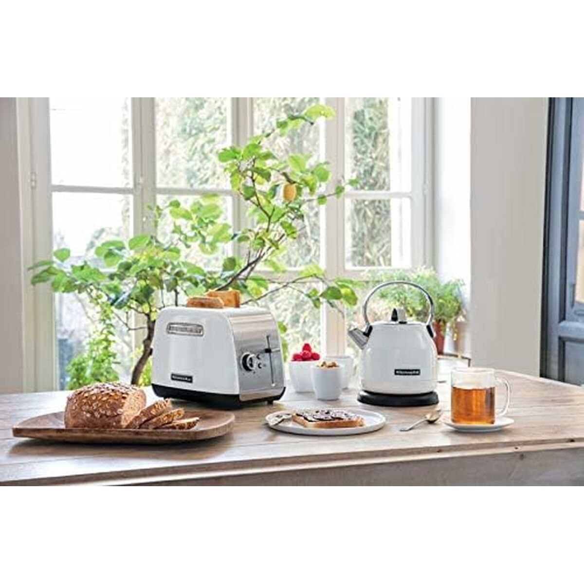 Water Kettle and Electric Teakettle KitchenAid 5KEK1222EWH White 1,25 L Metal Stainless steel